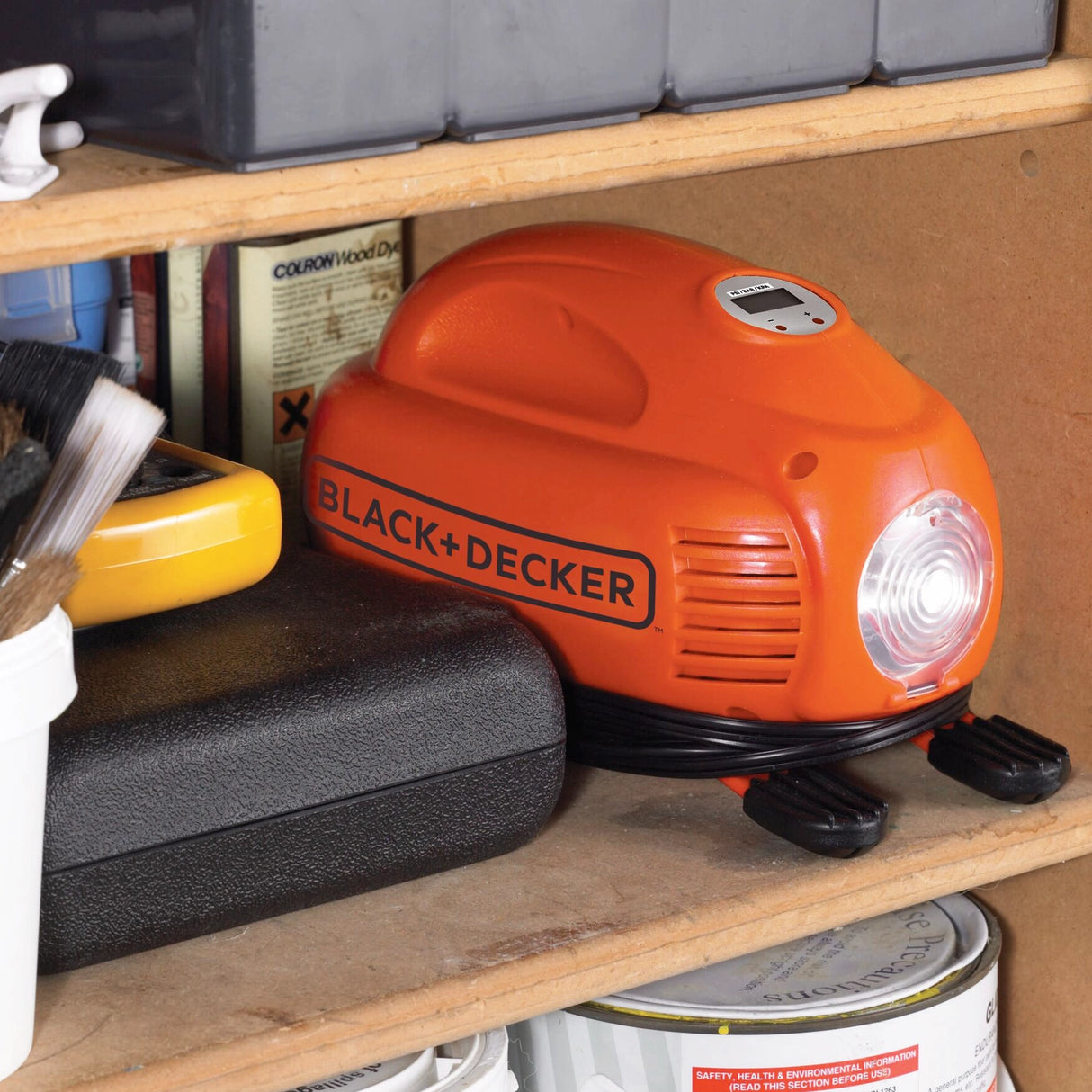 Compressore Portatile Black+Decker ASI200-XJ 12V