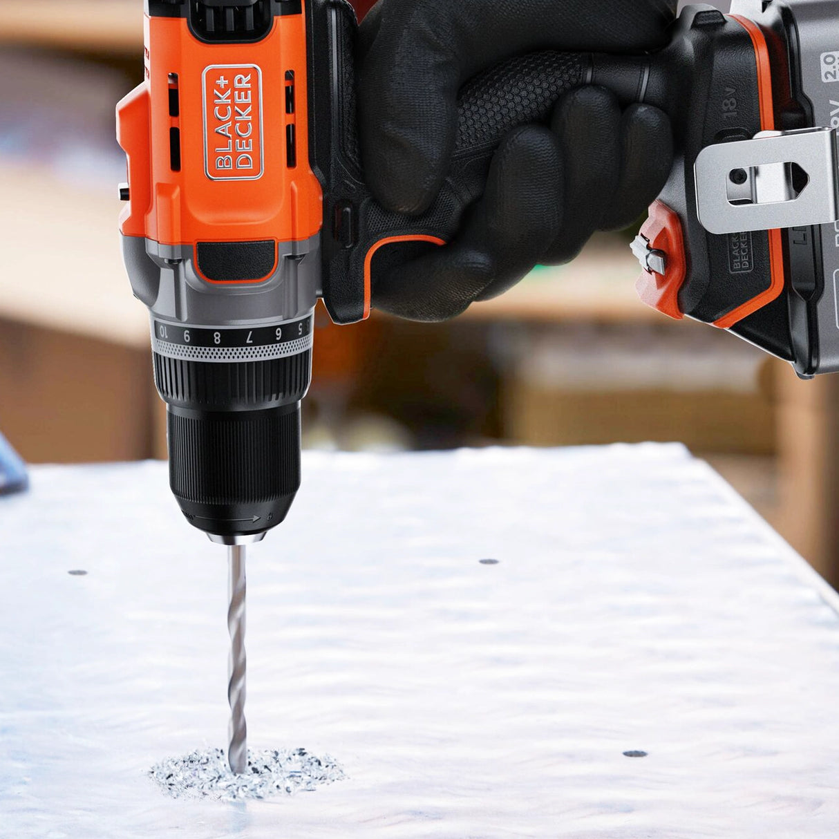 Avvitatore Black+Decker BCD382D1XK-QW 18V 2Ah