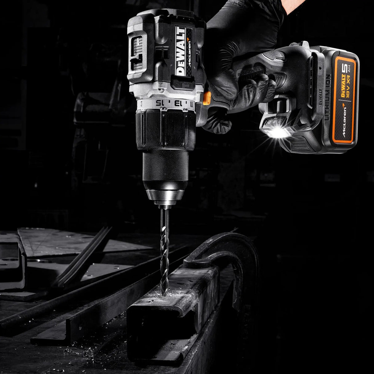 Trapano avvitatore Dewalt McLaren DCD85MP2T-QW 18V 5Ah