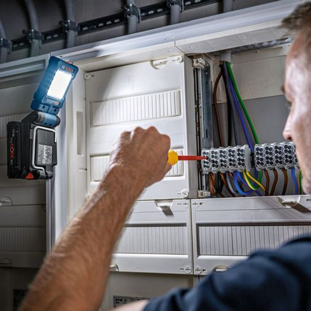 0601443600 - Phare de chantier Bosch LE 18V-800 PRO 18V - Image 22