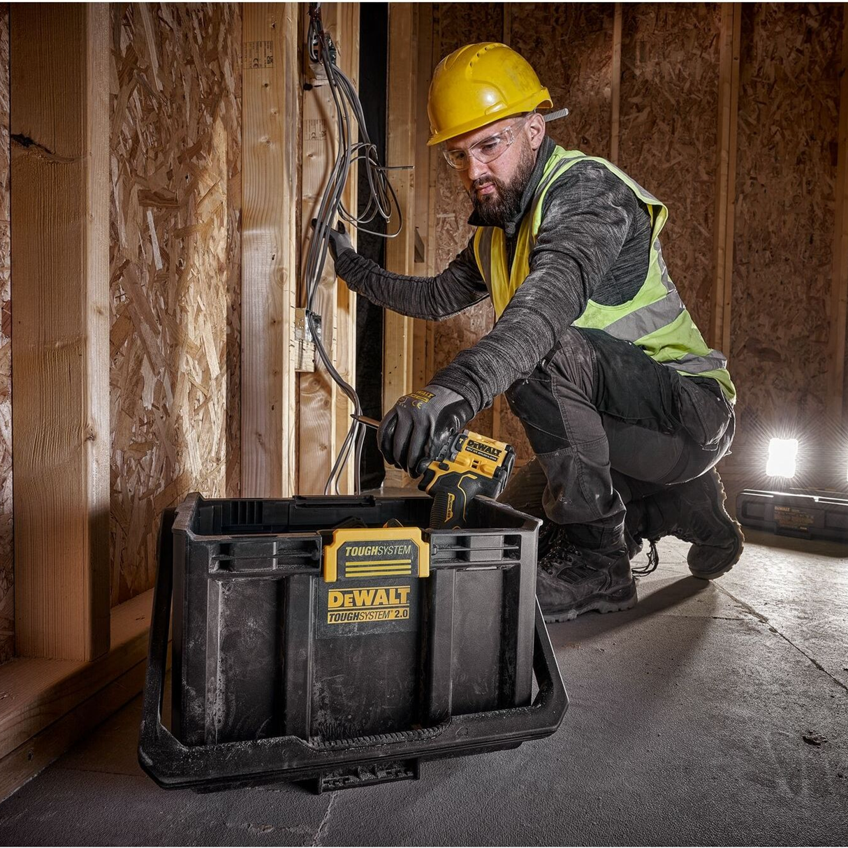 DWST08061-1 - Lampe de chantier Dewalt DWST08061-1 ToughSystem 2.0 18V - Image 11