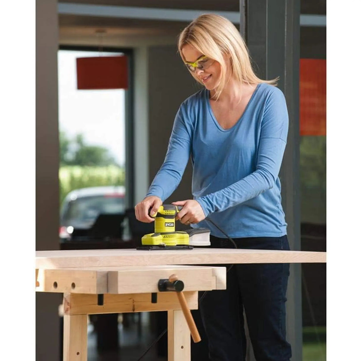 Levigatrice rotorbitale Ryobi RSS280-SA30 280W