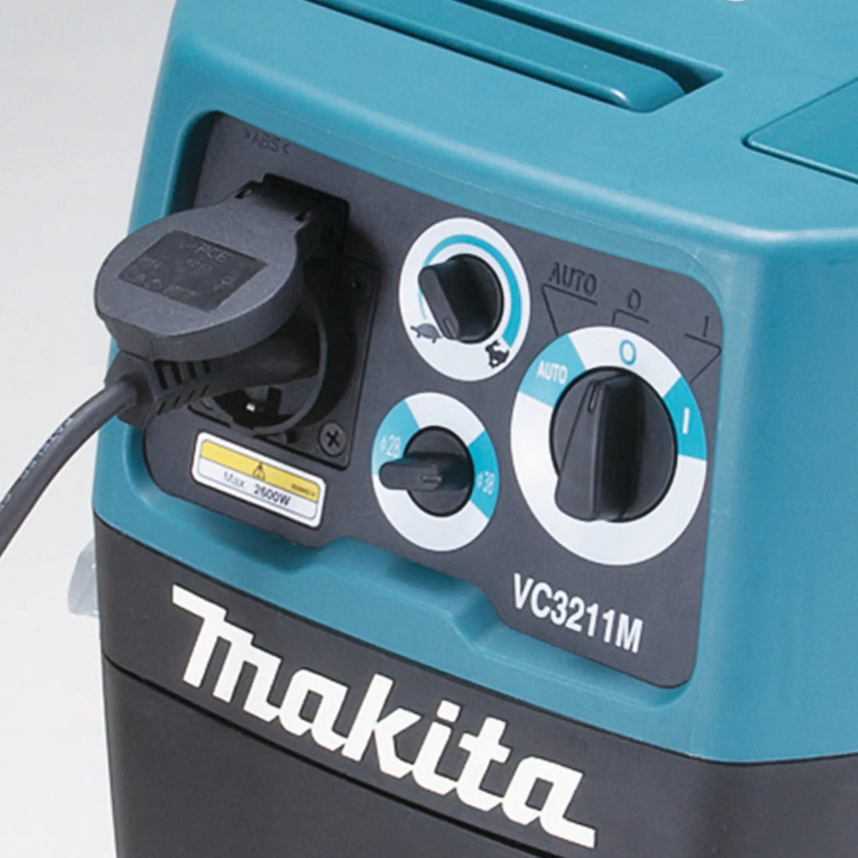 Aspirapolvere a traino Makita VC3211MX1 1050W