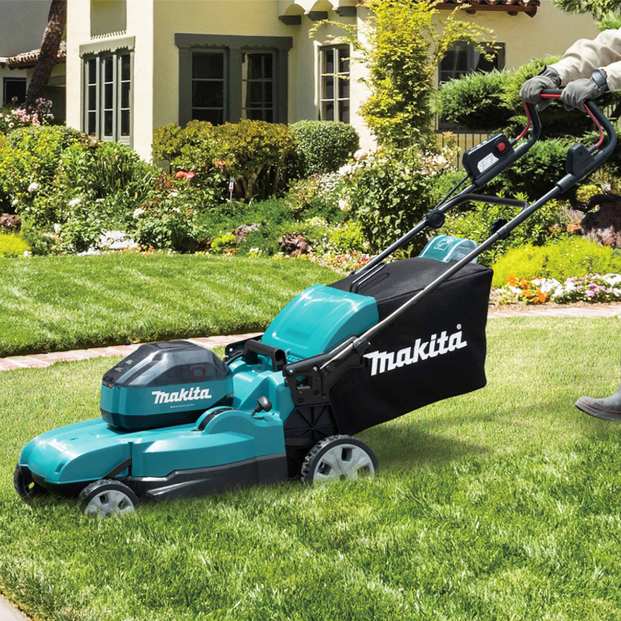 Rasaerba Makita LM002JM101 64V 4Ah