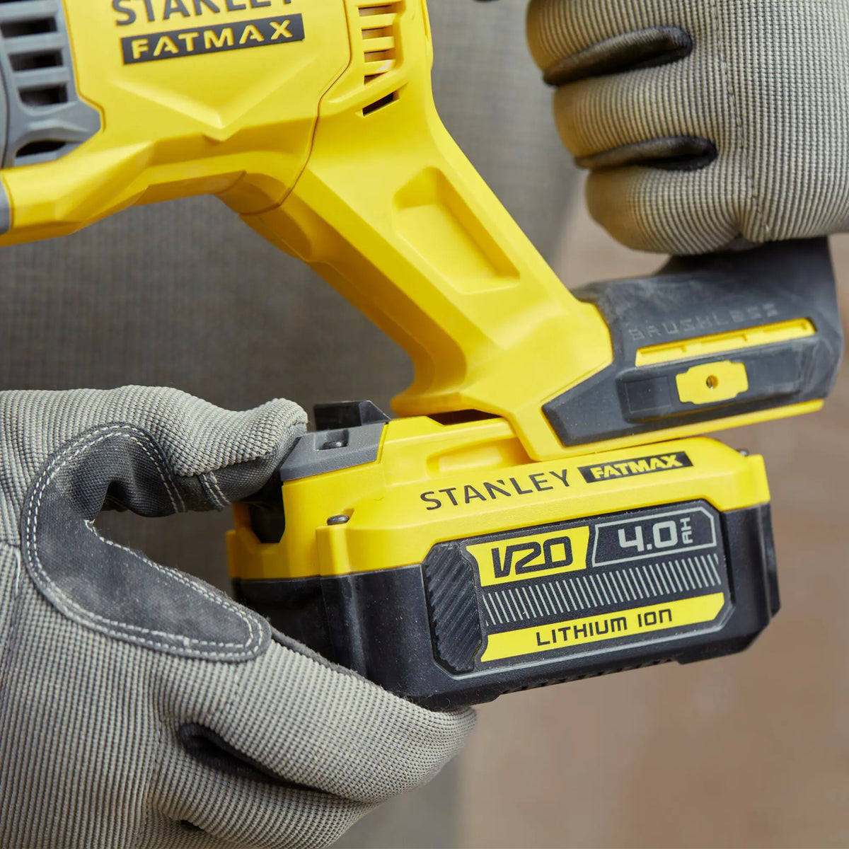 perceuse à percussion Stanley SFMCH900M22-QW 18V 4Ah