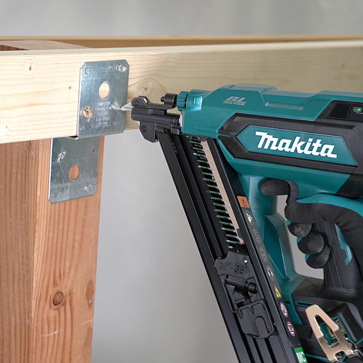 DBN640ZK - Cloueuse pour connecteurs métalliques Makita DBN640ZK 18V - Image 20