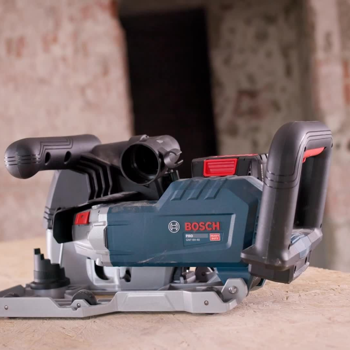 06016C5000 - Fraiseuse à rainures Bosch GNF18V-40 PRO 18V - Image 16