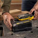 SFMCB202-XJ - Batterie Stanley FatMax V20 SFMCB202-XJ 18V 2Ah - Image 4