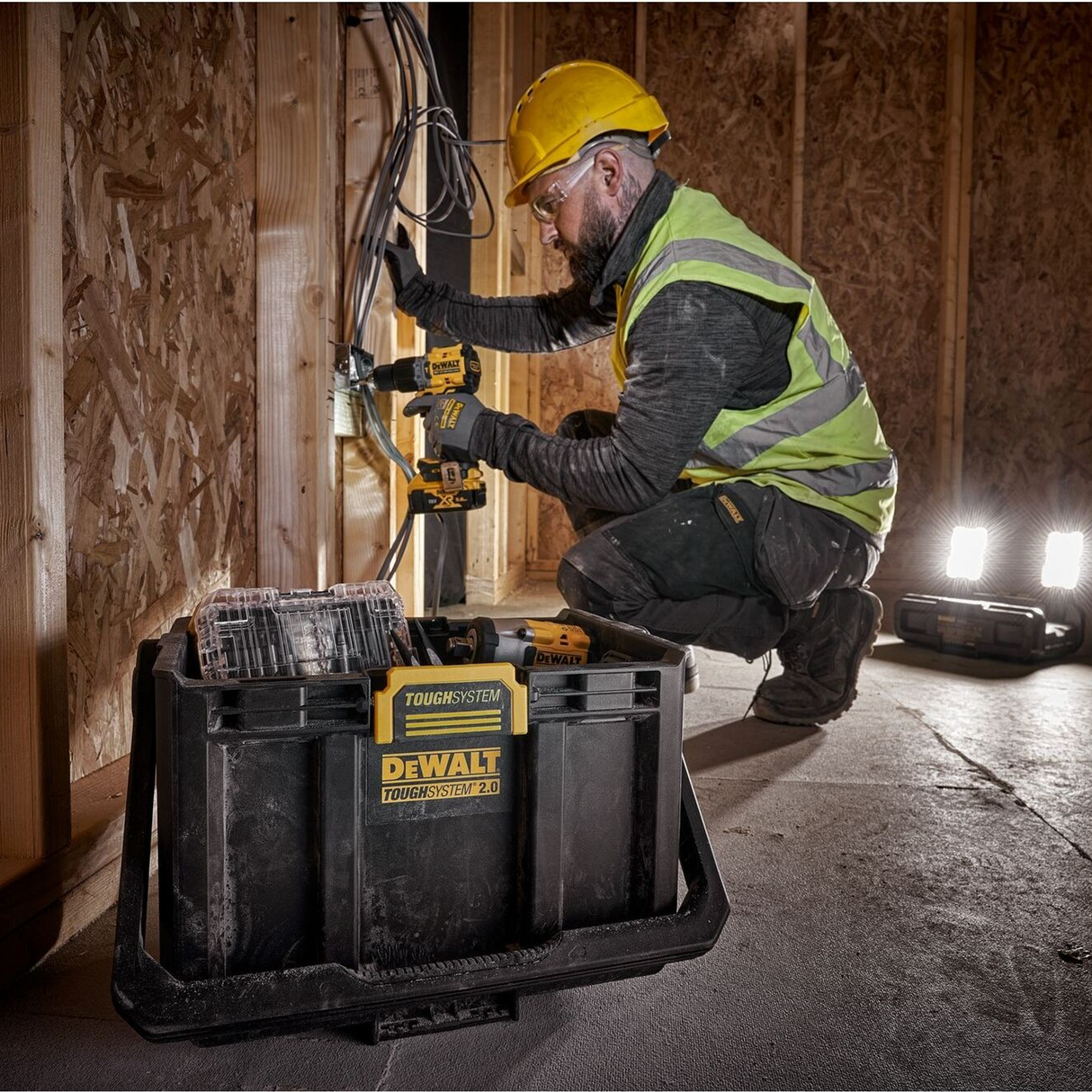 DWST08061-1 - Lampe de chantier Dewalt DWST08061-1 ToughSystem 2.0 18V - Image 10